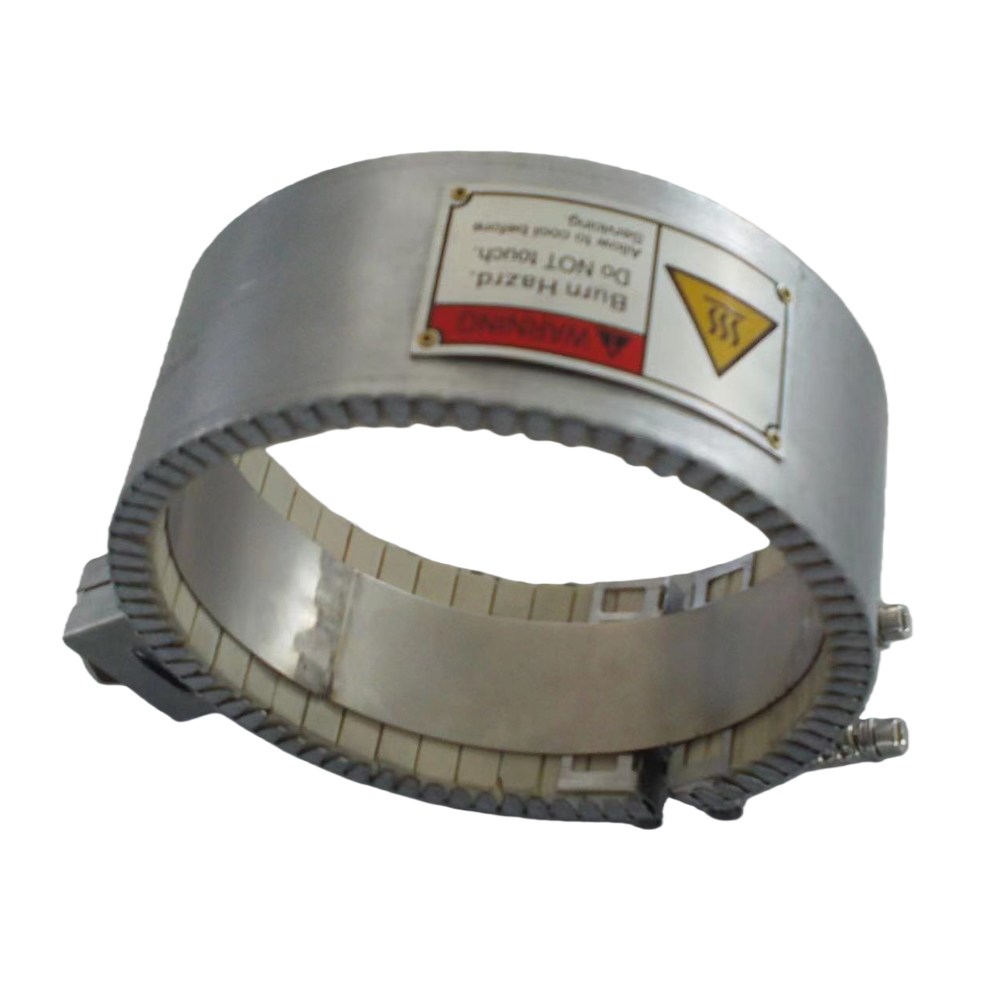 Ceramic heater